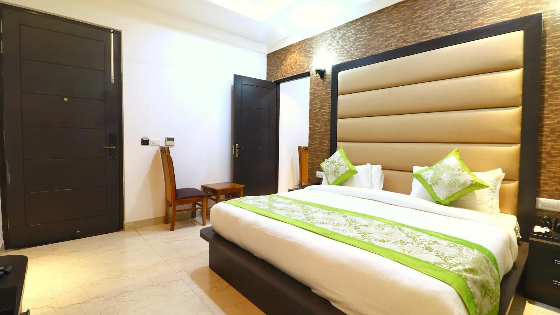 Hotel Green View Agra  4*, Agra (Uttar Pradesh) India