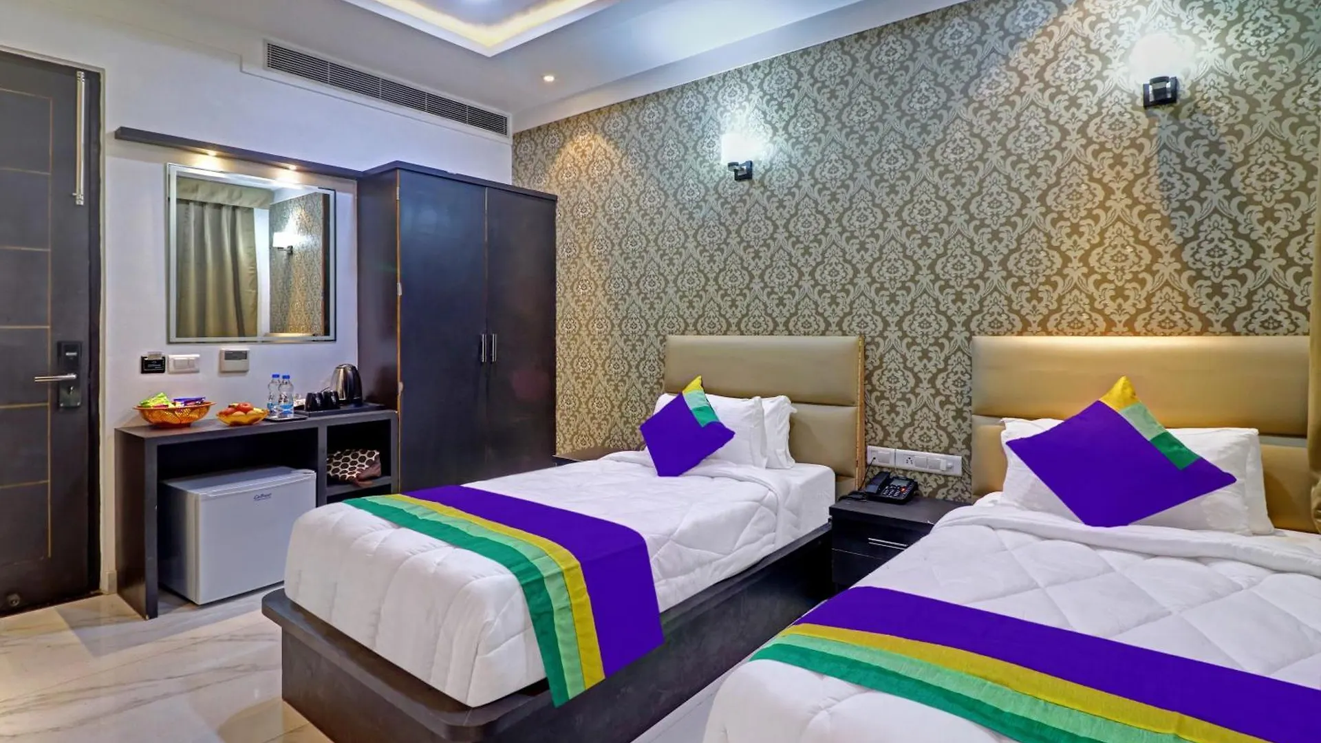 Hotel Green View Agra  Agra (Uttar Pradesh)