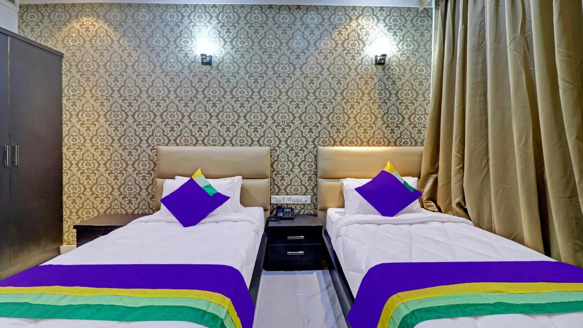 ****  Hotel Green View Agra  India