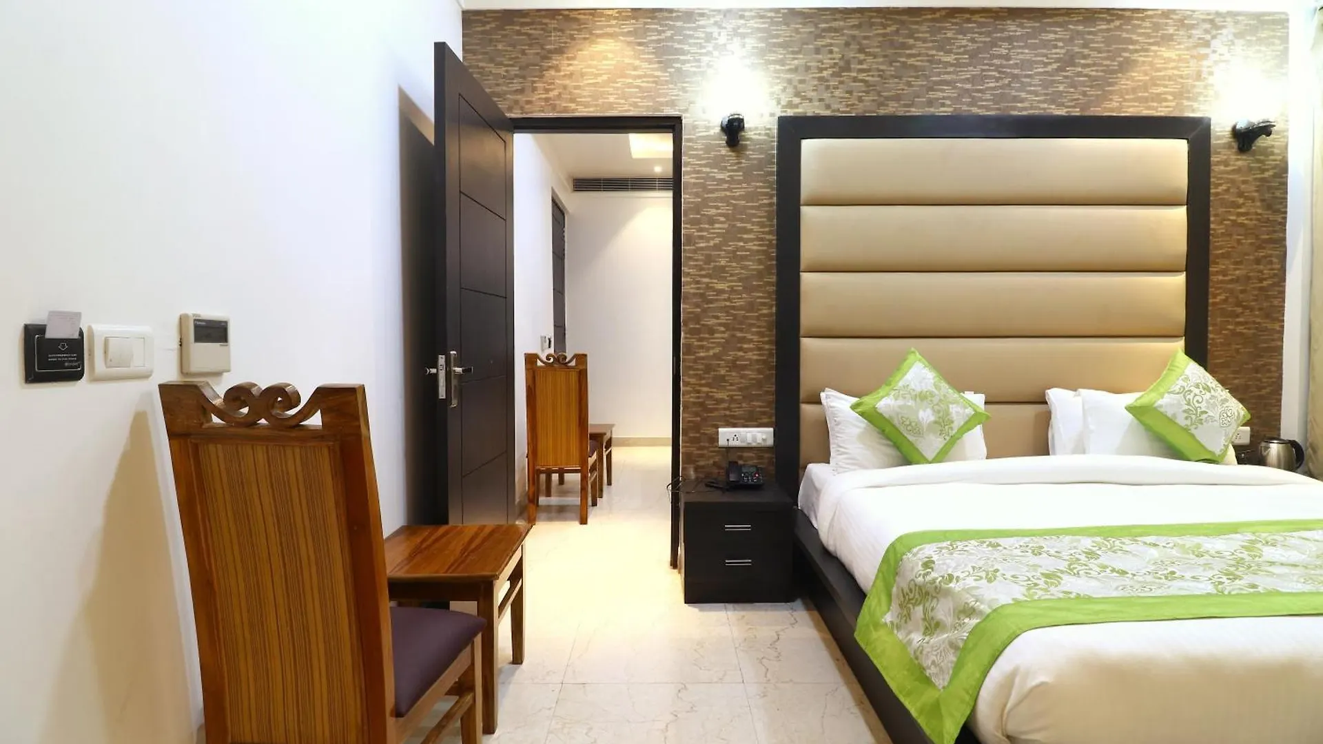 Hotel Green View Agra  Agra (Uttar Pradesh)